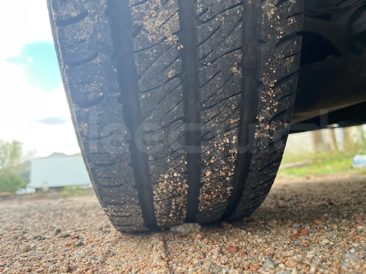 Mercedes-Benz Sprinter 416CD - EUR3 - 115kW - 6.985m - tread condition front tires left