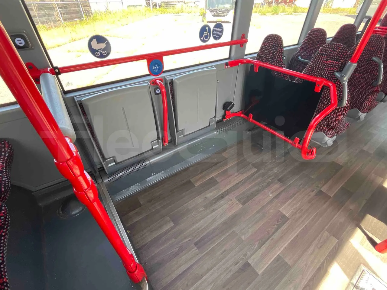 Mercedes-Benz Citaro - disabled area photo