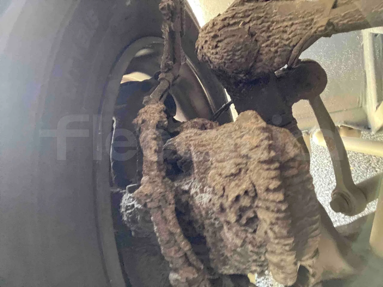 Mercedes-Benz Citaro - front brake calipers right