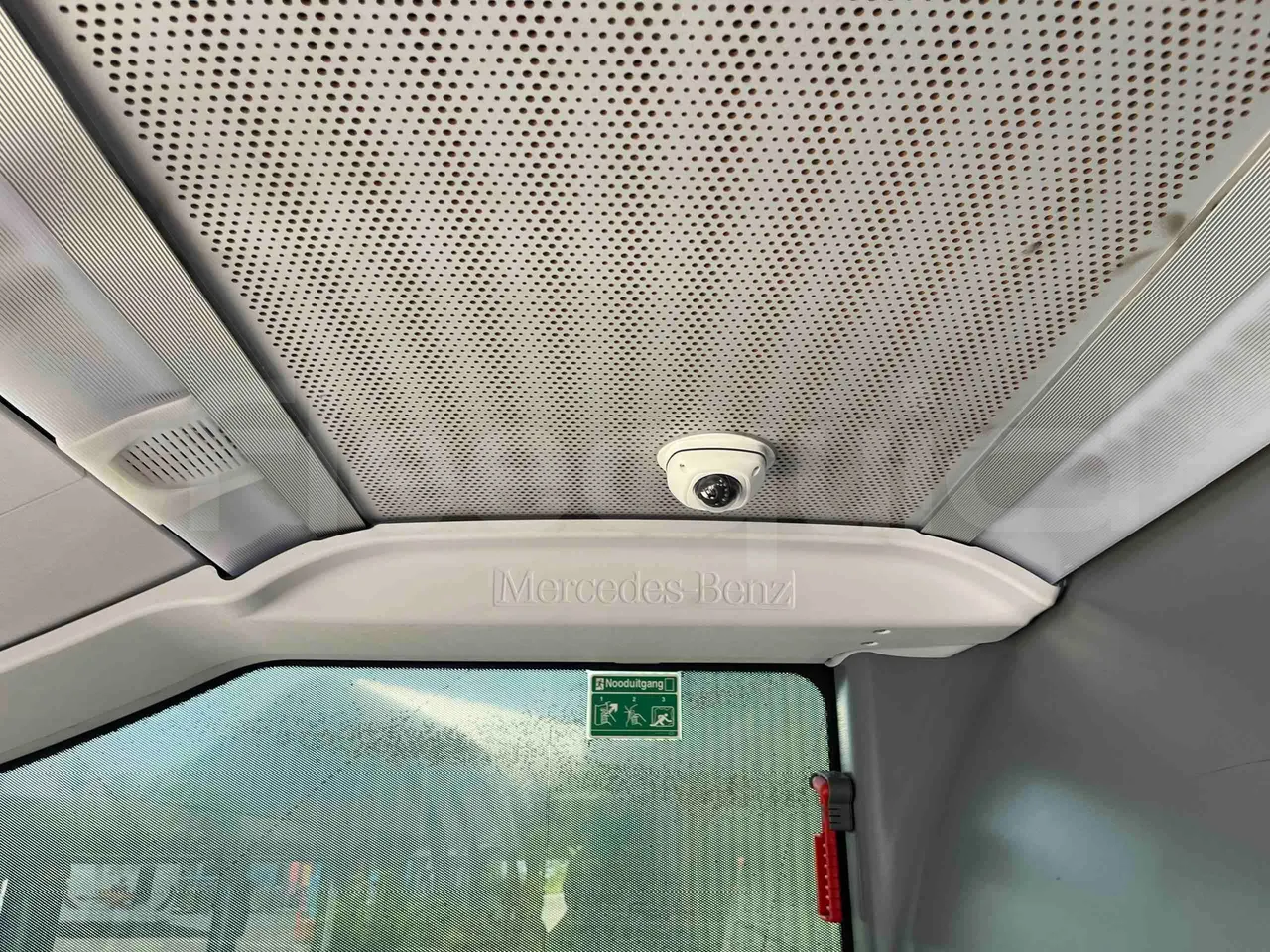 Mercedes-Benz Citaro - floor hatches photo
