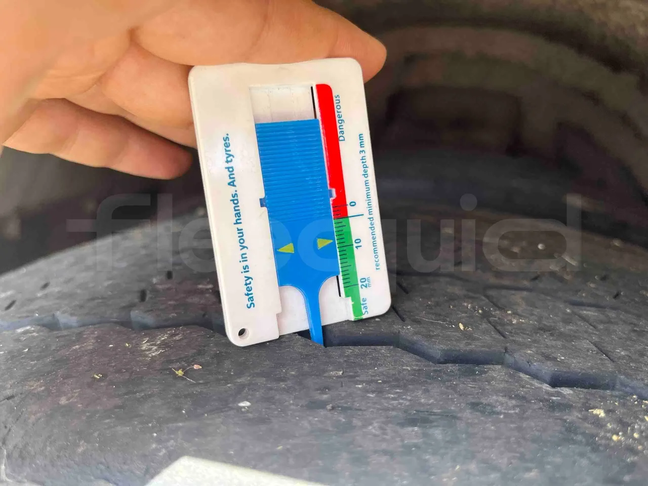 Mercedes-Benz Citaro - front left tire measurements