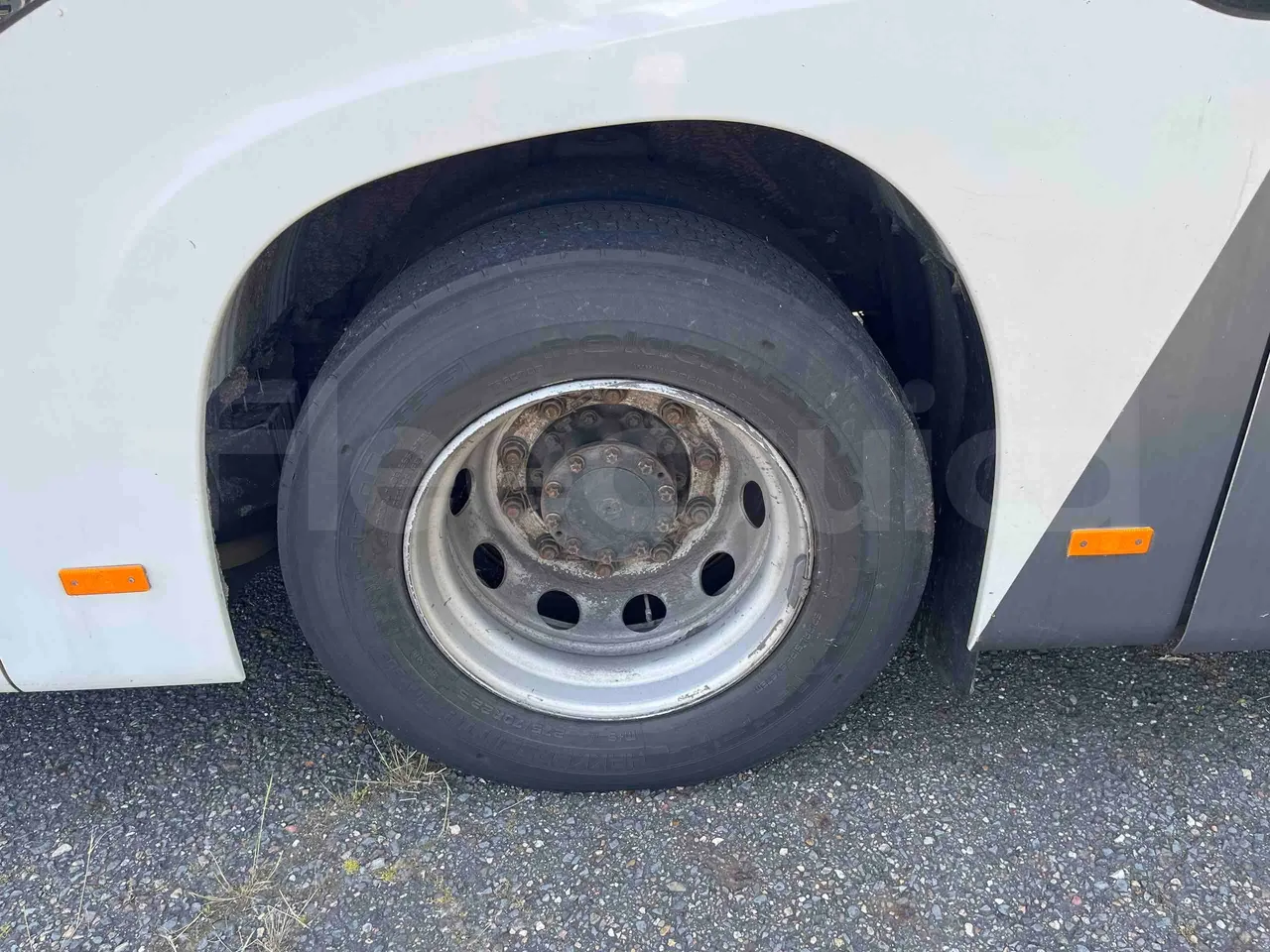 Mercedes-Benz Citaro - rear left tire photo