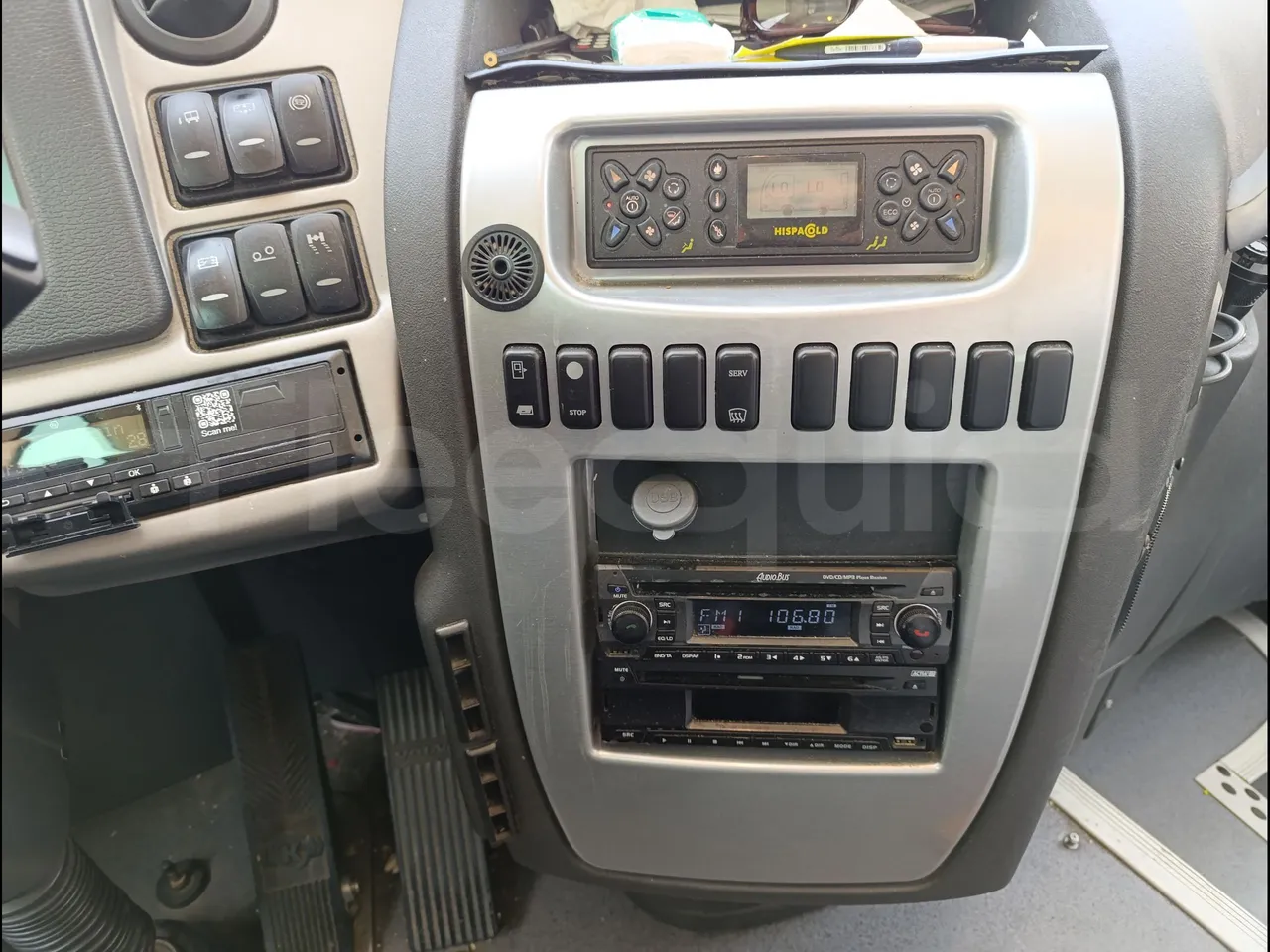 Irizar i6 14.5.37-EUR5-14.98m-345Kw - radio accessories photo