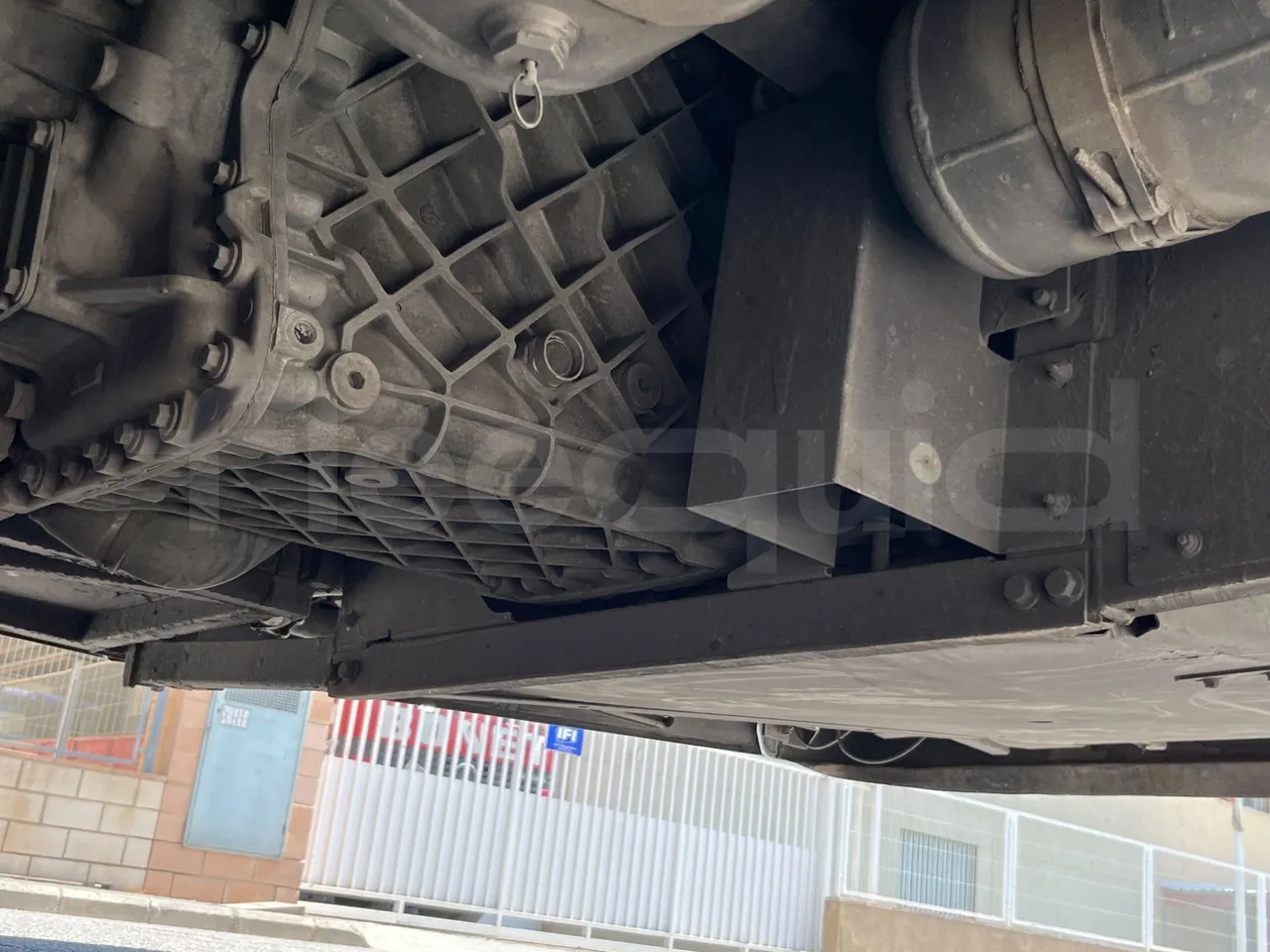 Irizar i6 14.5.37-EUR5-14.98m-345Kw - engine without protection