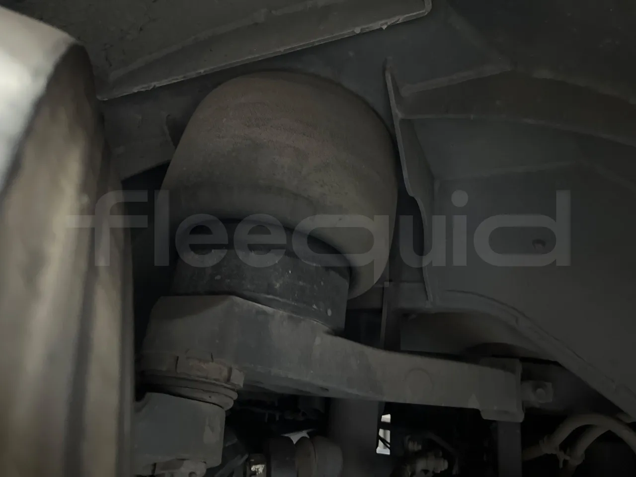 Irizar i6 14.5.37-EUR5-14.98m-345Kw - front air springs left