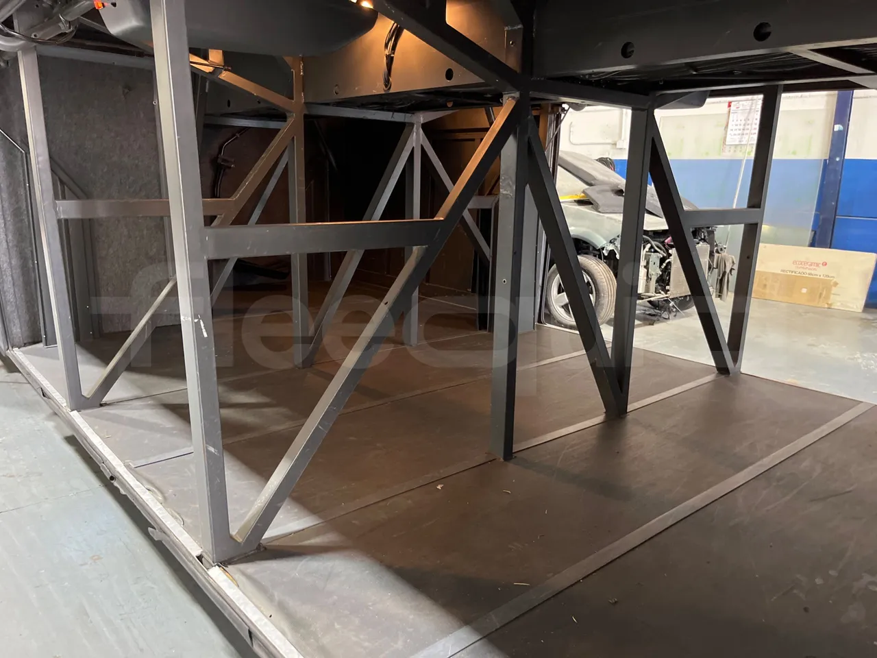 Irizar i6 14.5.37-EUR5-14.98m-345Kw - internal frame rust check