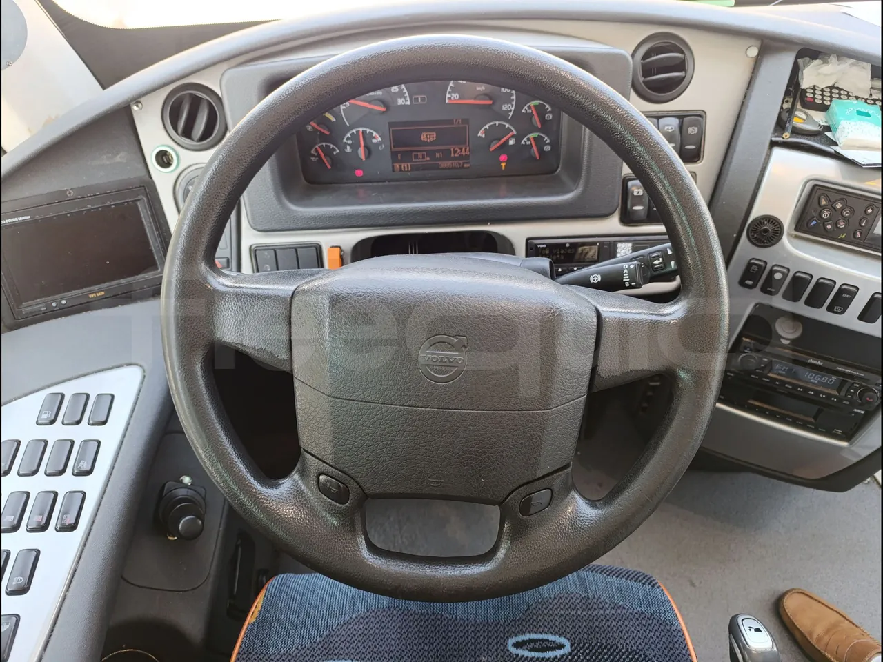 Irizar i6 14.5.37-EUR5-14.98m-345Kw - steering wheel photo