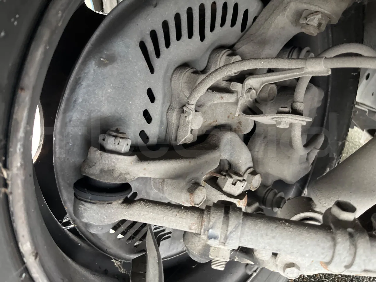 Salvador Caetano Optimo BB50L - Euro3 - 100kW - 7.586mt - front brake calipers right