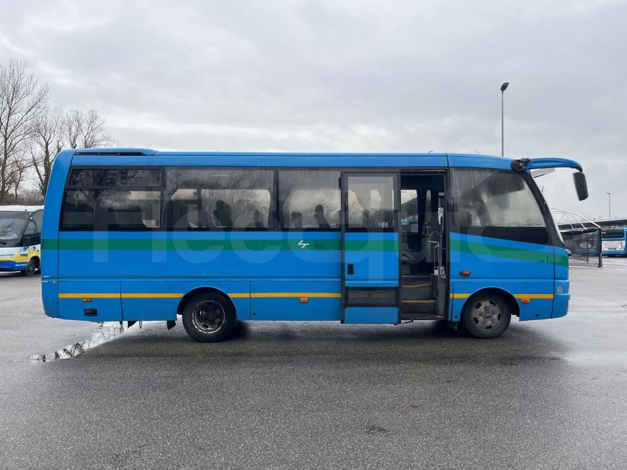 Salvador Caetano Optimo BB50L - Euro3 - 100kW - 7.586mt - right side doors open