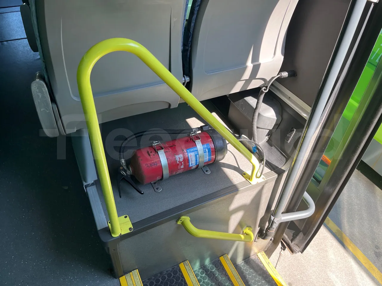 Irizar Volvo i4CD i4CD - Euro5 - 278kW - 12.920mt - usb charging detail