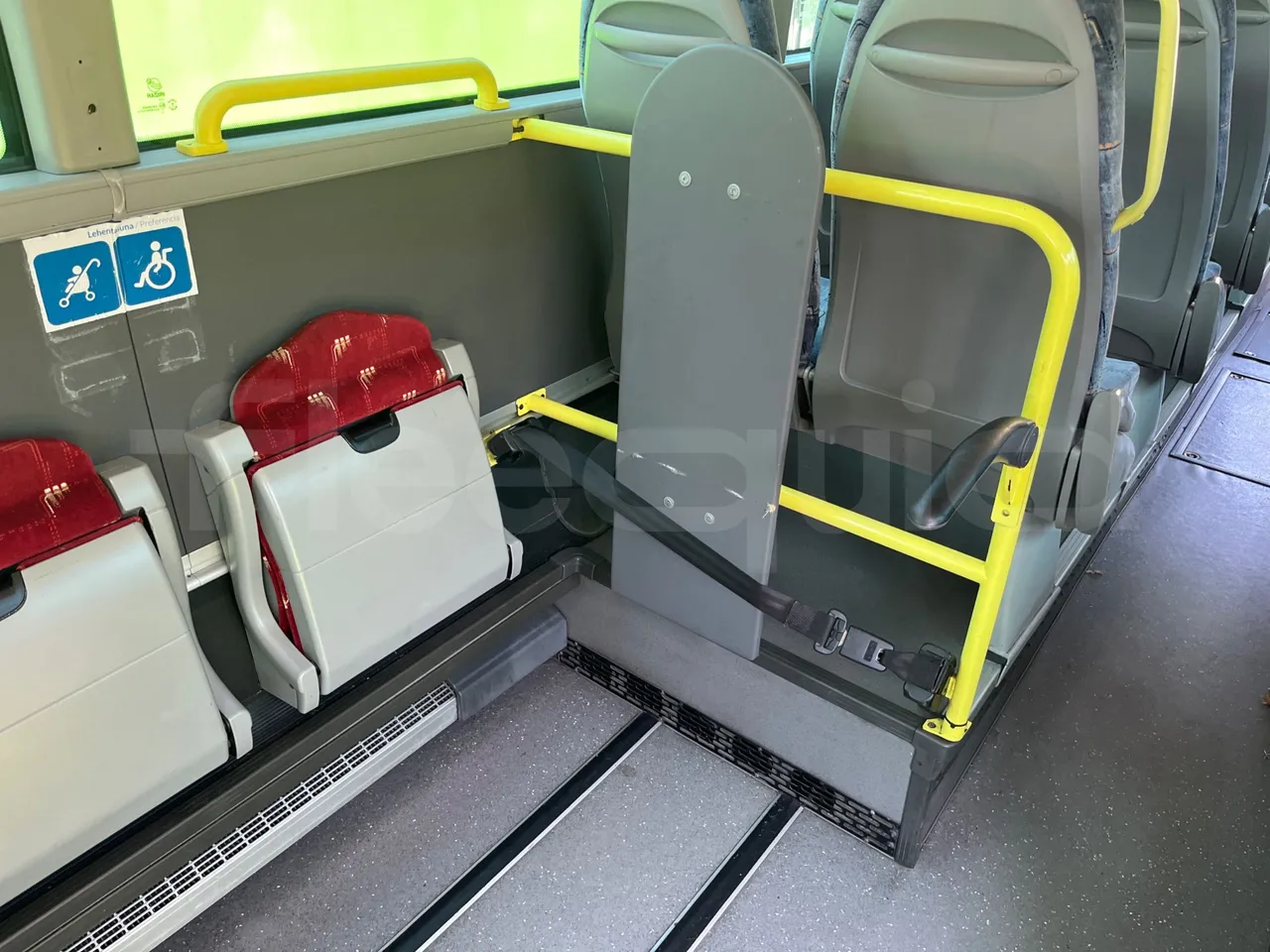 Irizar Volvo i4CD i4CD - Euro5 - 278kW - 12.920mt - disabled area photo