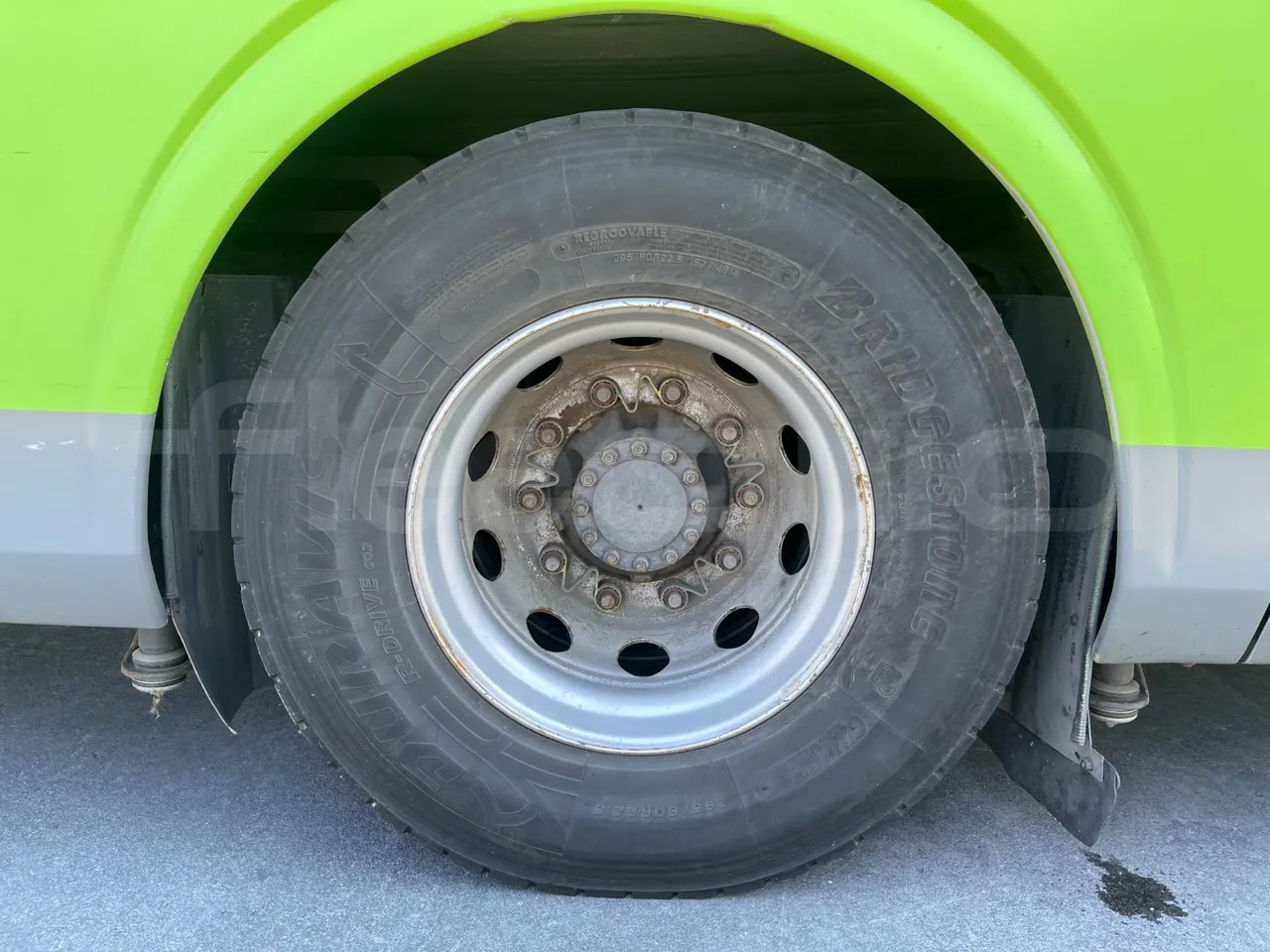 Irizar Volvo i4CD i4CD - Euro5 - 278kW - 12.920mt - tread condition second axle tires right
