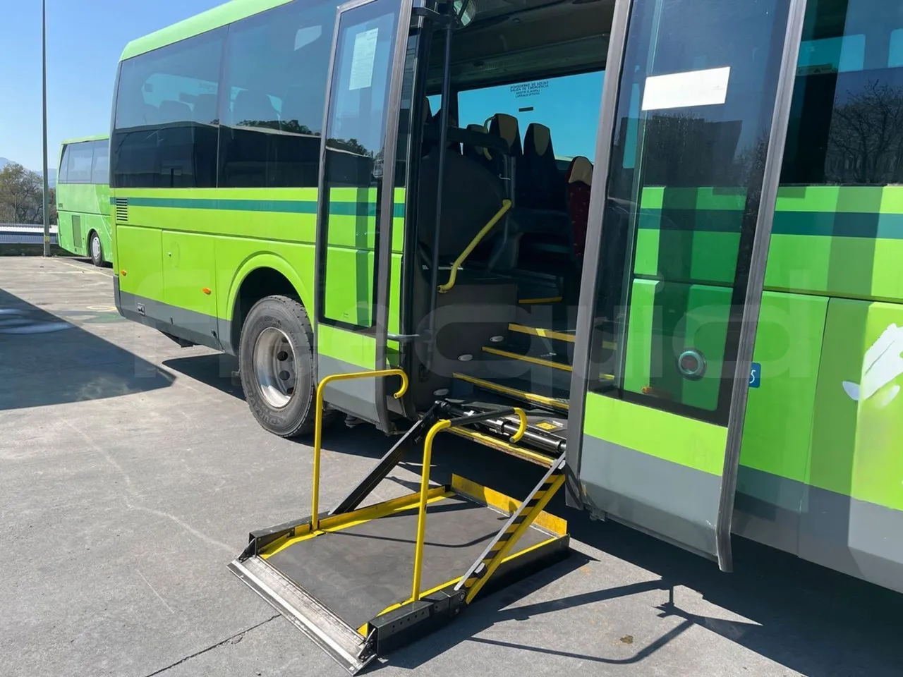 Irizar Volvo i4CD i4CD - Euro5 - 278kW - 12.920mt - platform open photo