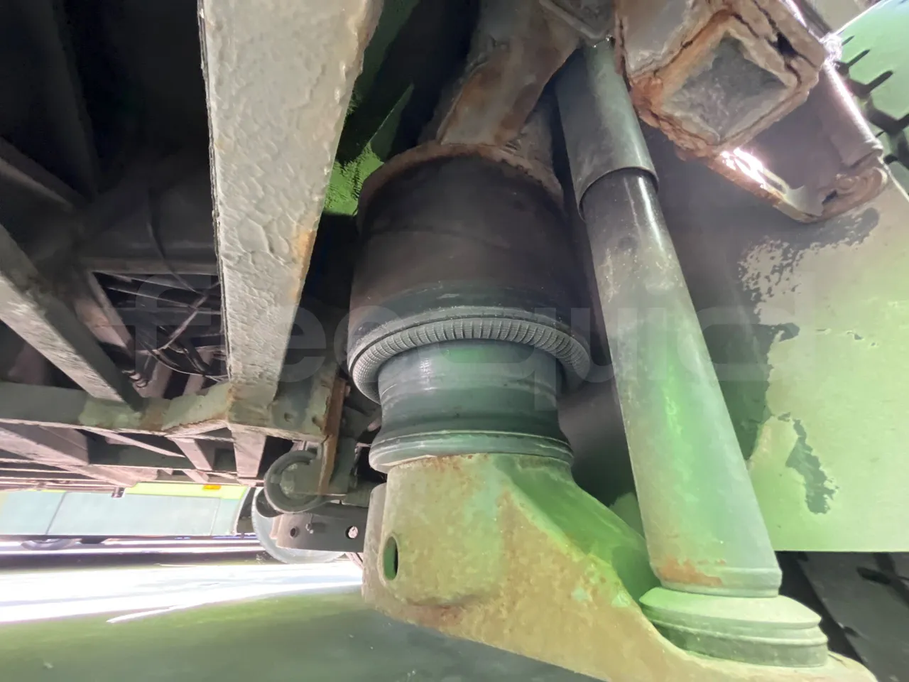 Irizar Volvo i4CD i4CD - Euro5 - 278kW - 12.920mt - axle 2 shock absorbers 1 left