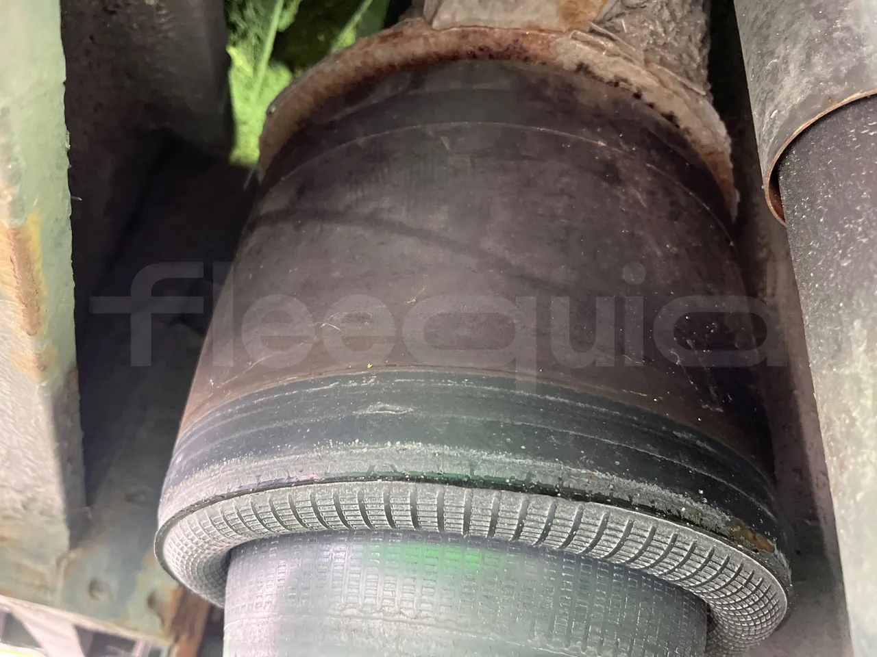 Irizar Volvo i4CD i4CD - Euro5 - 278kW - 12.920mt - axle 2 shock absorbers 2 left