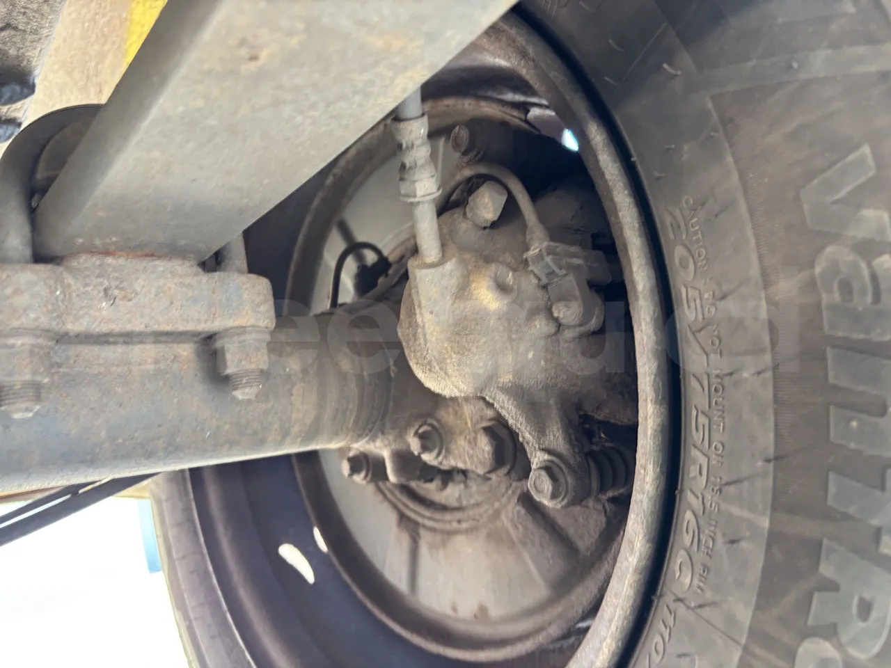 Mercedes-Benz Sprinter - Second Axle Caliper Brakes Left Side