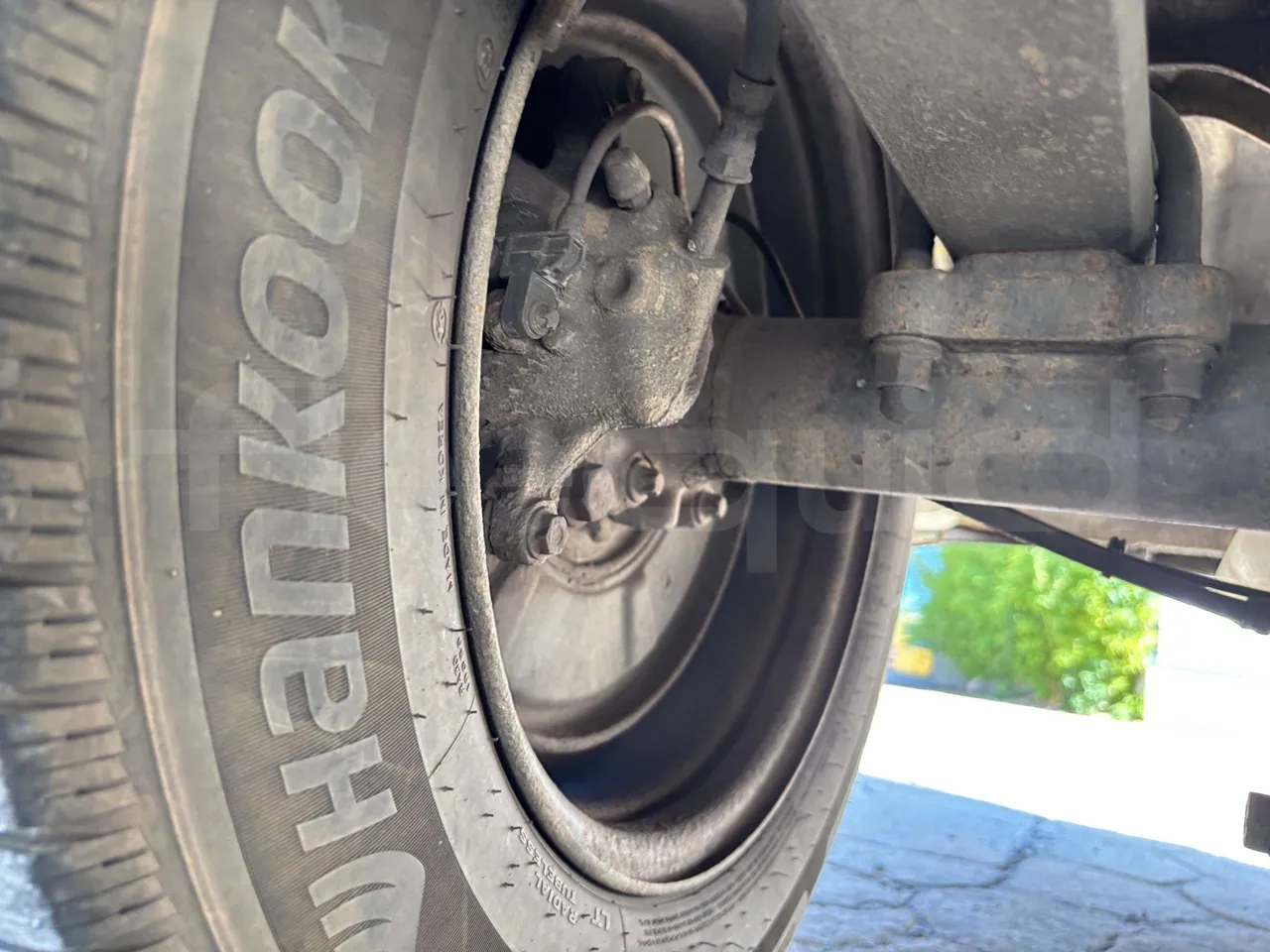 Mercedes-Benz Sprinter - Second Axle Caliper Brakes Right Side