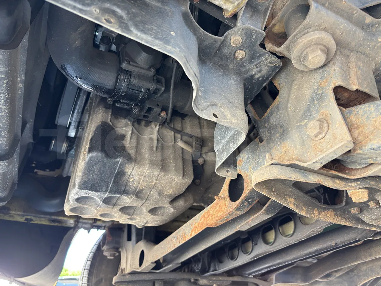 Mercedes-Benz Sprinter - Engine Without Protection