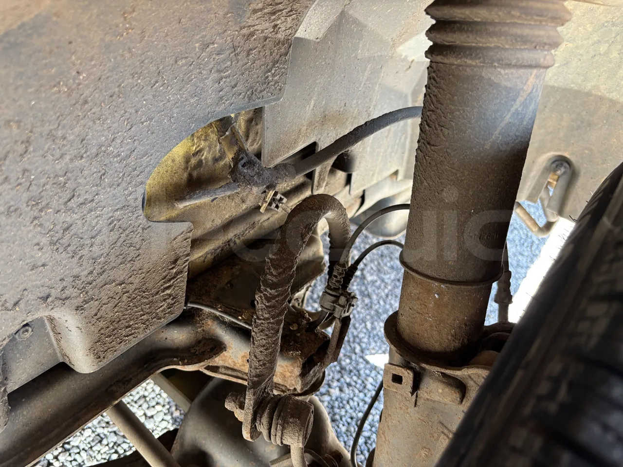 Mercedes-Benz Sprinter - First Axle Shock Absorbers Left Side