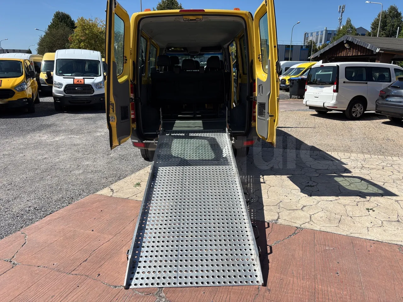 Mercedes-Benz Sprinter - Platform Open