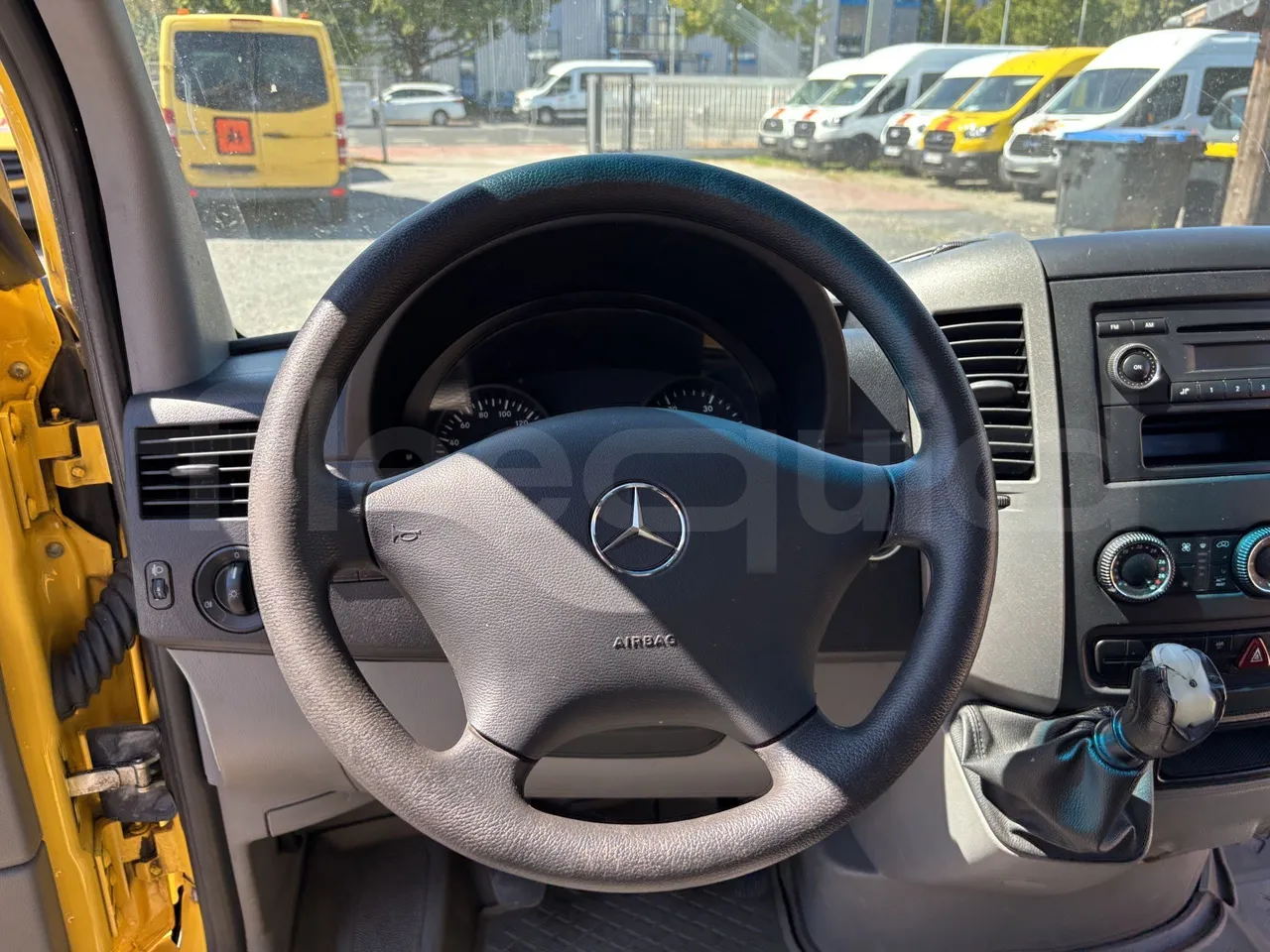 Mercedes-Benz Sprinter - Steering Wheel