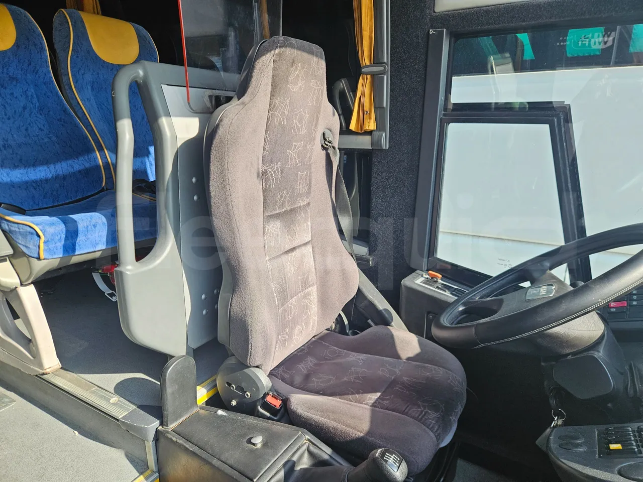 Man Celeris 18.314 HOCL-NL/ Euro 5 - 257 Kw - 12,250 Mt - driver's seat photo (mandatory for bus to scrap)