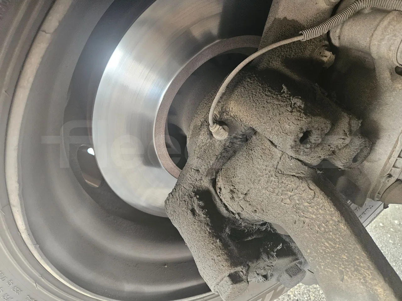 Man Celeris 18.314 HOCL-NL/ Euro 5 - 257 Kw - 12,250 Mt - front discs right