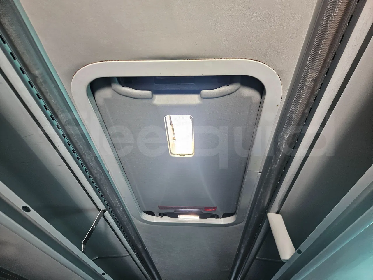 Man Celeris 18.314 HOCL-NL/ Euro 5 - 257 Kw - 12,250 Mt - roof hatch 1