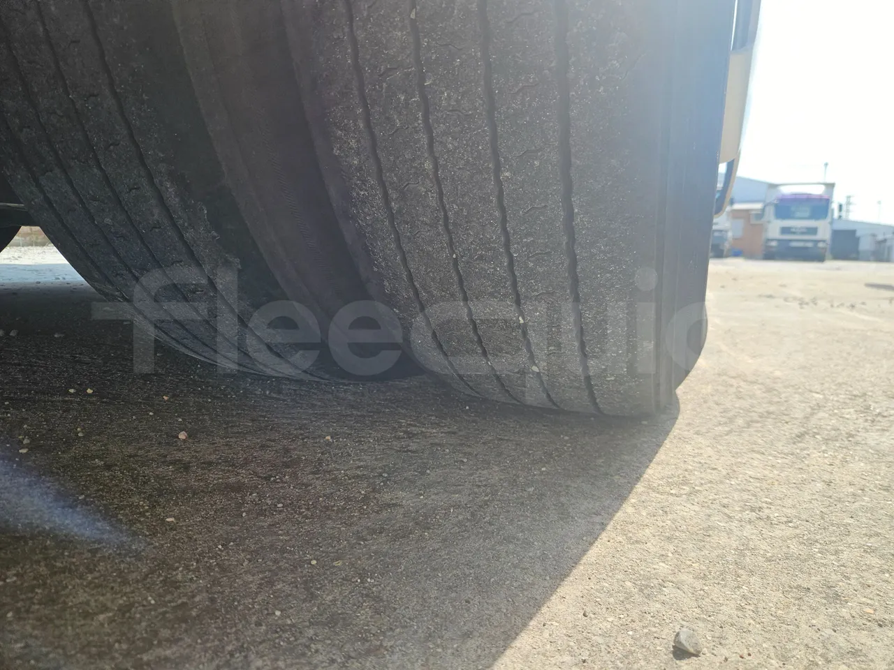 Man Celeris 18.314 HOCL-NL/ Euro 5 - 257 Kw - 12,250 Mt - tread condition front tires left