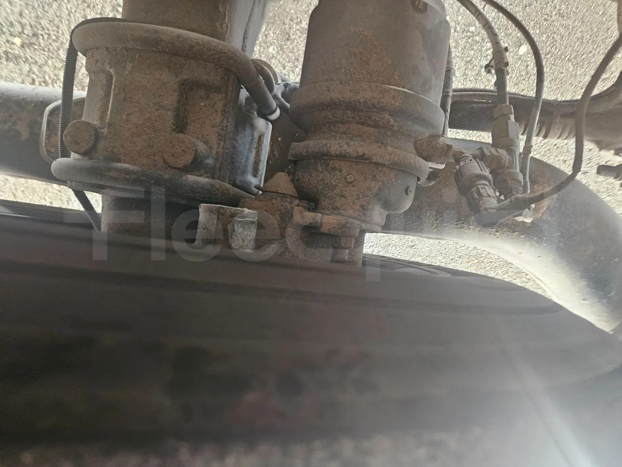 Man Celeris 18.314 HOCL-NL/ Euro 5 - 257 Kw - 12,250 Mt - axle 2 shock absorbers 1 right