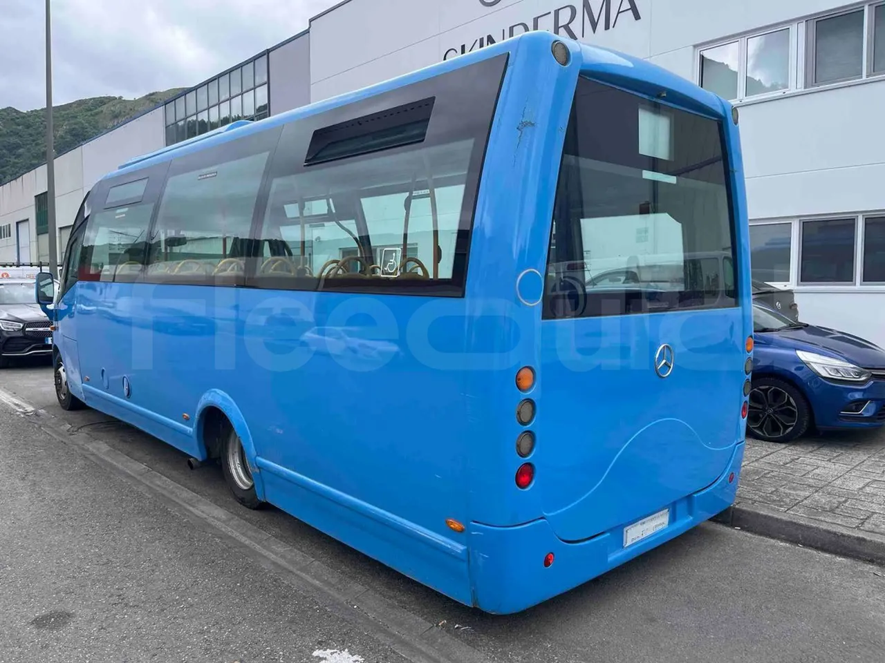 Mercedes-Benz 816 - 3/4 left rear side