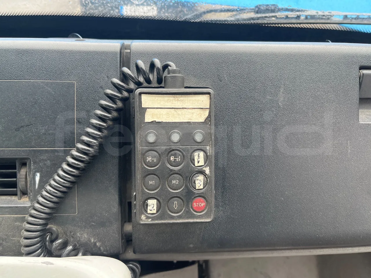 Mercedes-Benz 816 - hostes microphone accessories photo