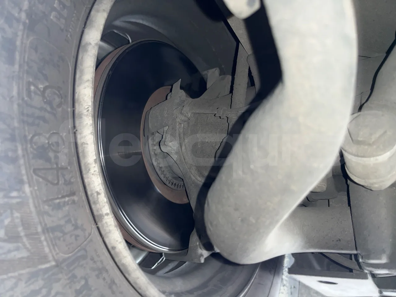Mercedes-Benz 816 - axle 2 discs right