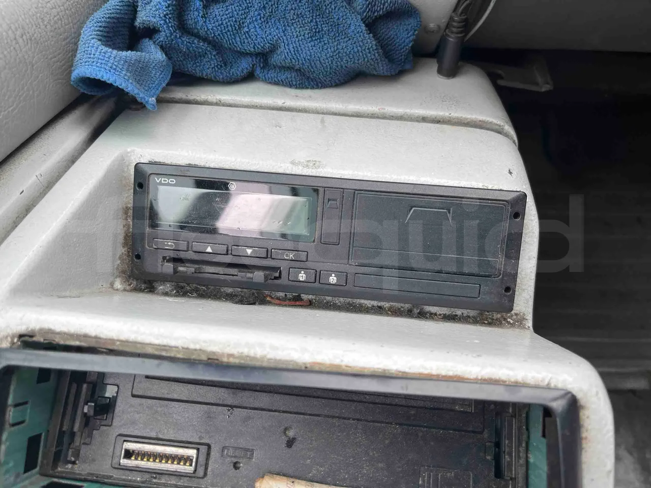 Mercedes-Benz 816 - Tachograph