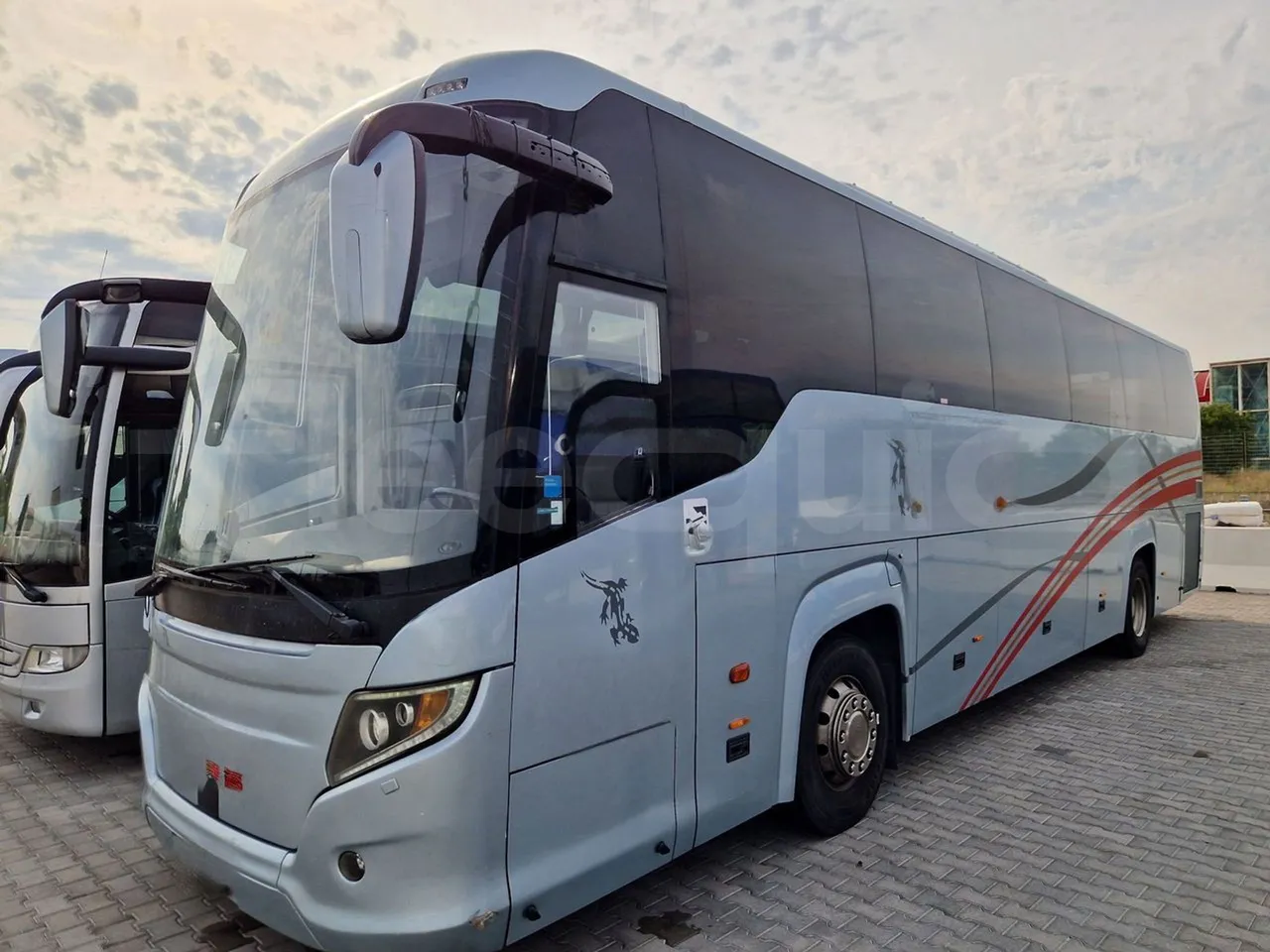 Scania Touring HD Touring HD/ Euro 6 - 302 Kw - 12,090 Mt - 3/4 front left (mandatory for bus to scrap)