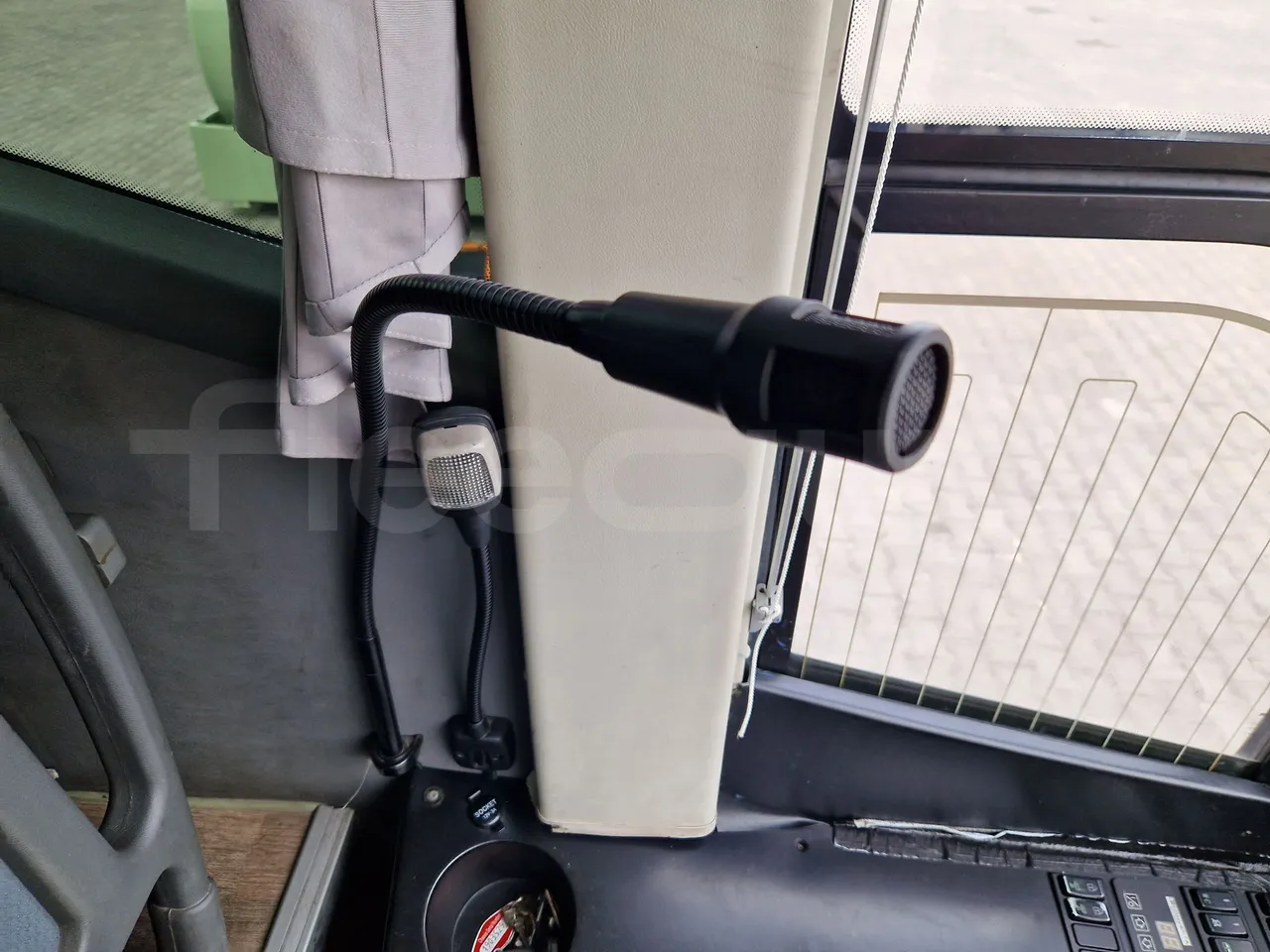 Scania Touring HD Touring HD/ Euro 6 - 302 Kw - 12,090 Mt - driver microphone accessories photo