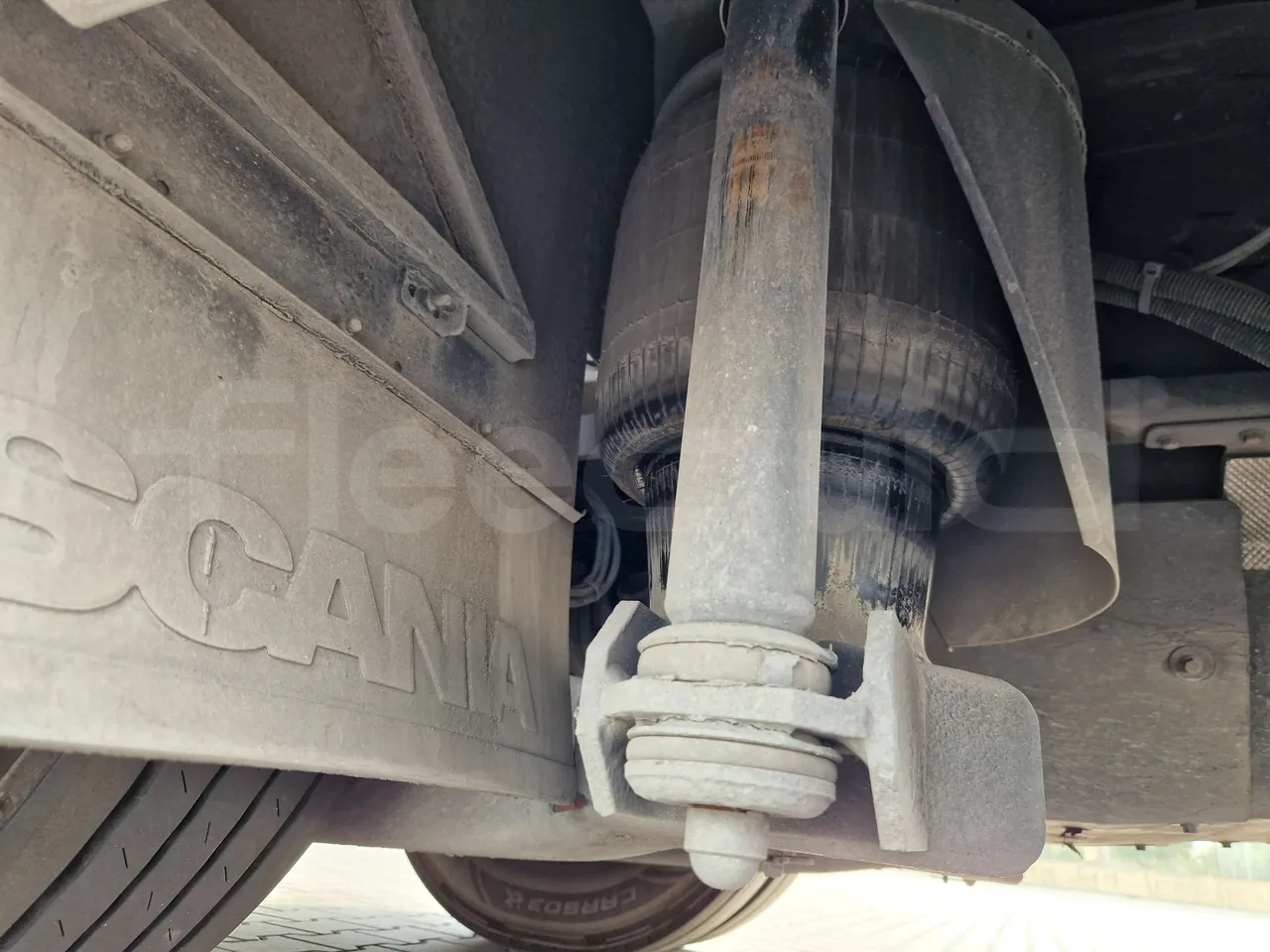 Scania Touring HD Touring HD/ Euro 6 - 302 Kw - 12,090 Mt - axel 2 air springs 1 left