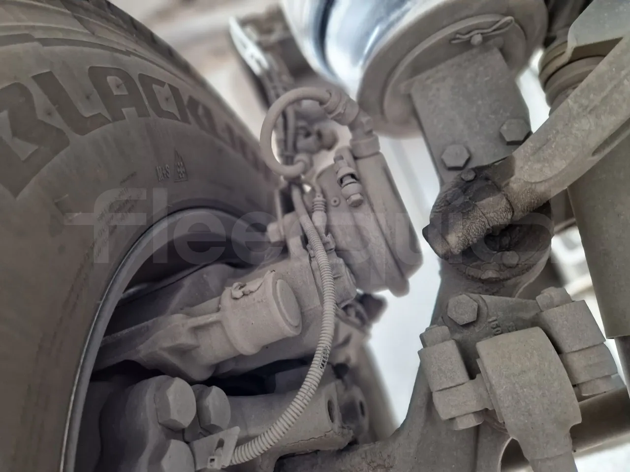 Scania Touring HD Touring HD/ Euro 6 - 302 Kw - 12,090 Mt - front brake calipers left
