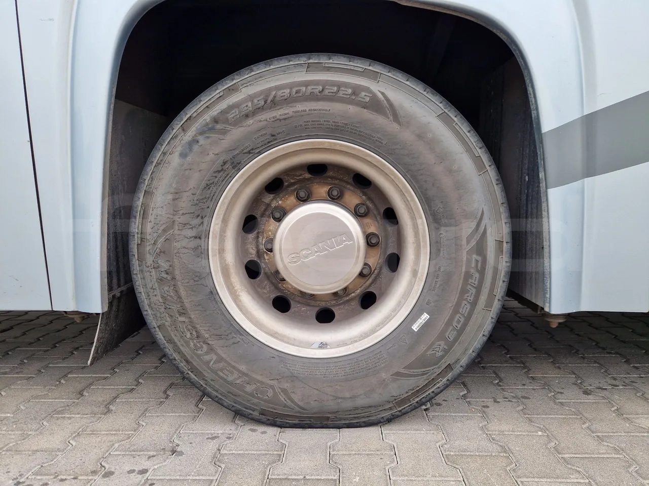 Scania Touring HD Touring HD/ Euro 6 - 302 Kw - 12,090 Mt - rear left tire photo