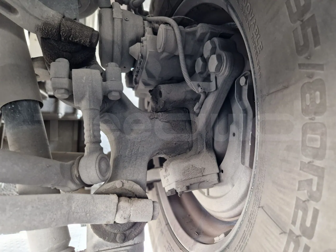 Scania Touring HD Touring HD/ Euro 6 - 302 Kw - 12,090 Mt - front axle left side