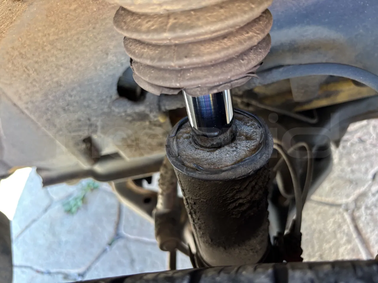 Mercedes-Benz Sprinter - First Axle Brake Calipers Left Side