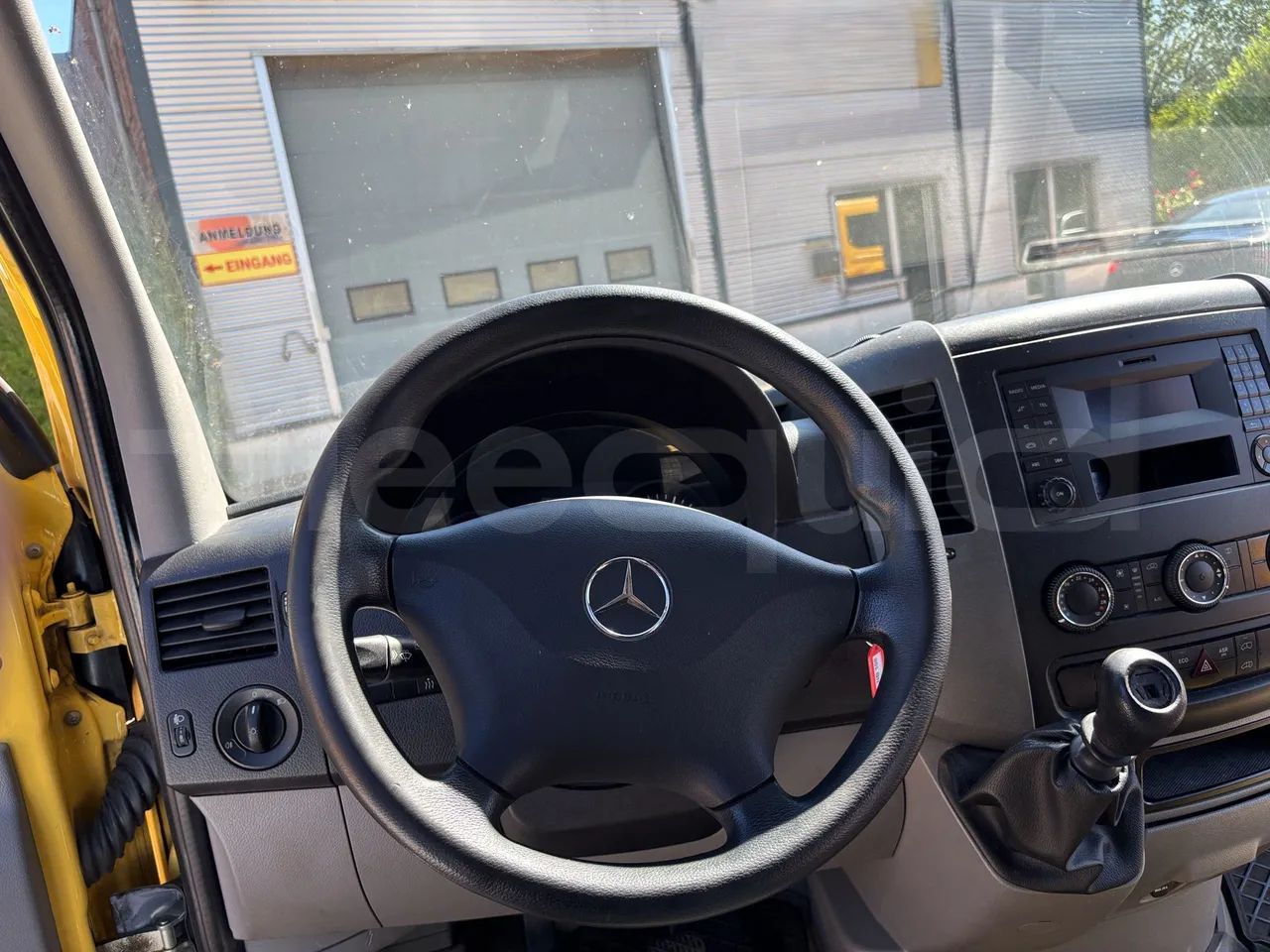 Mercedes-Benz Sprinter - Steering Wheel