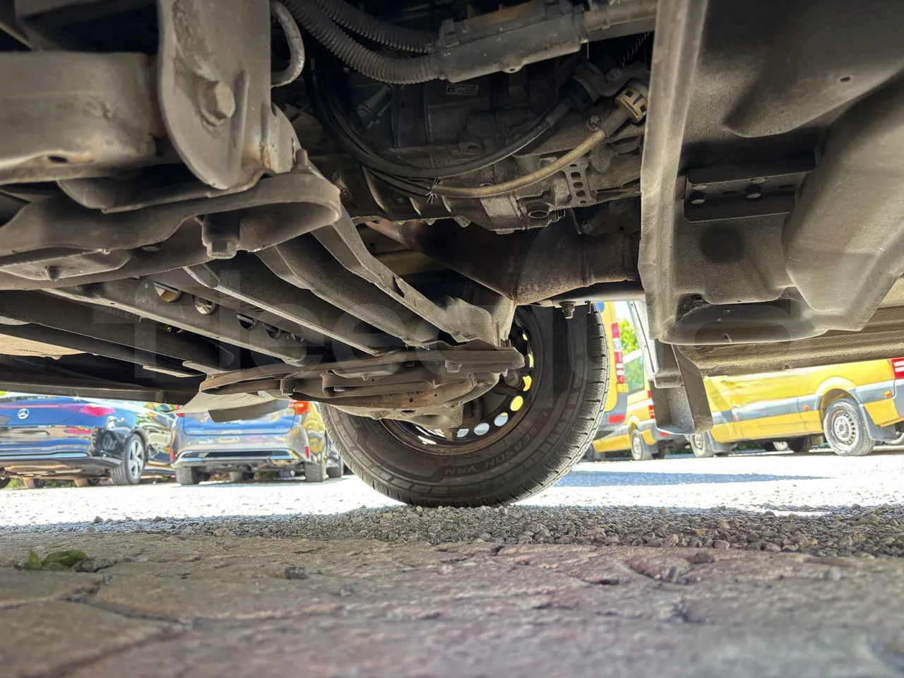 Mercedes-Benz Sprinter - First Axle Left Side