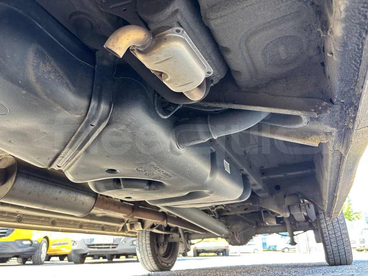 Mercedes-Benz Sprinter - Central Undercarriage