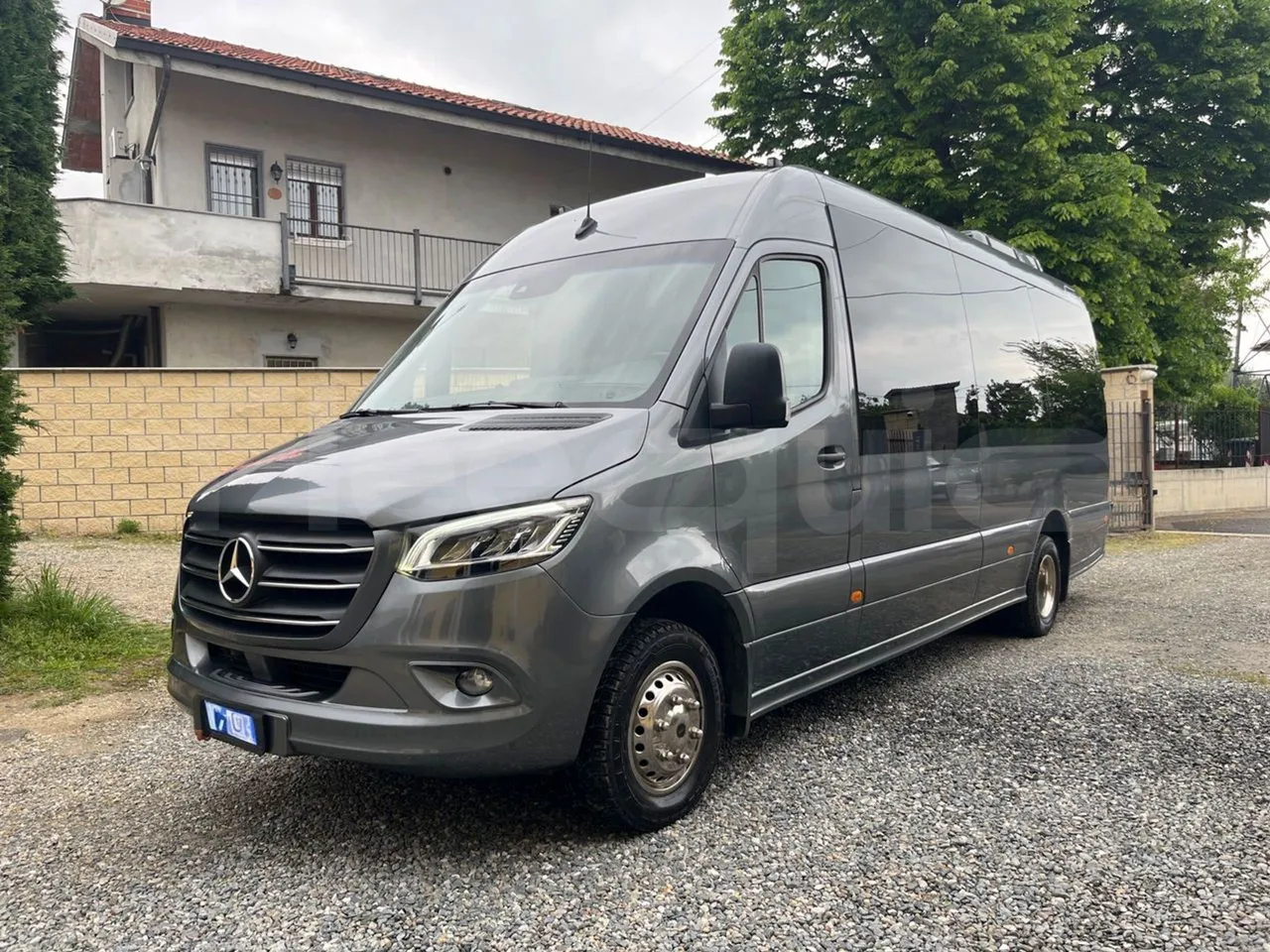 Mercedes-Benz Sprinter 906BB55 - Euro6 - 140kW - 7.367mt - 3/4 front left
