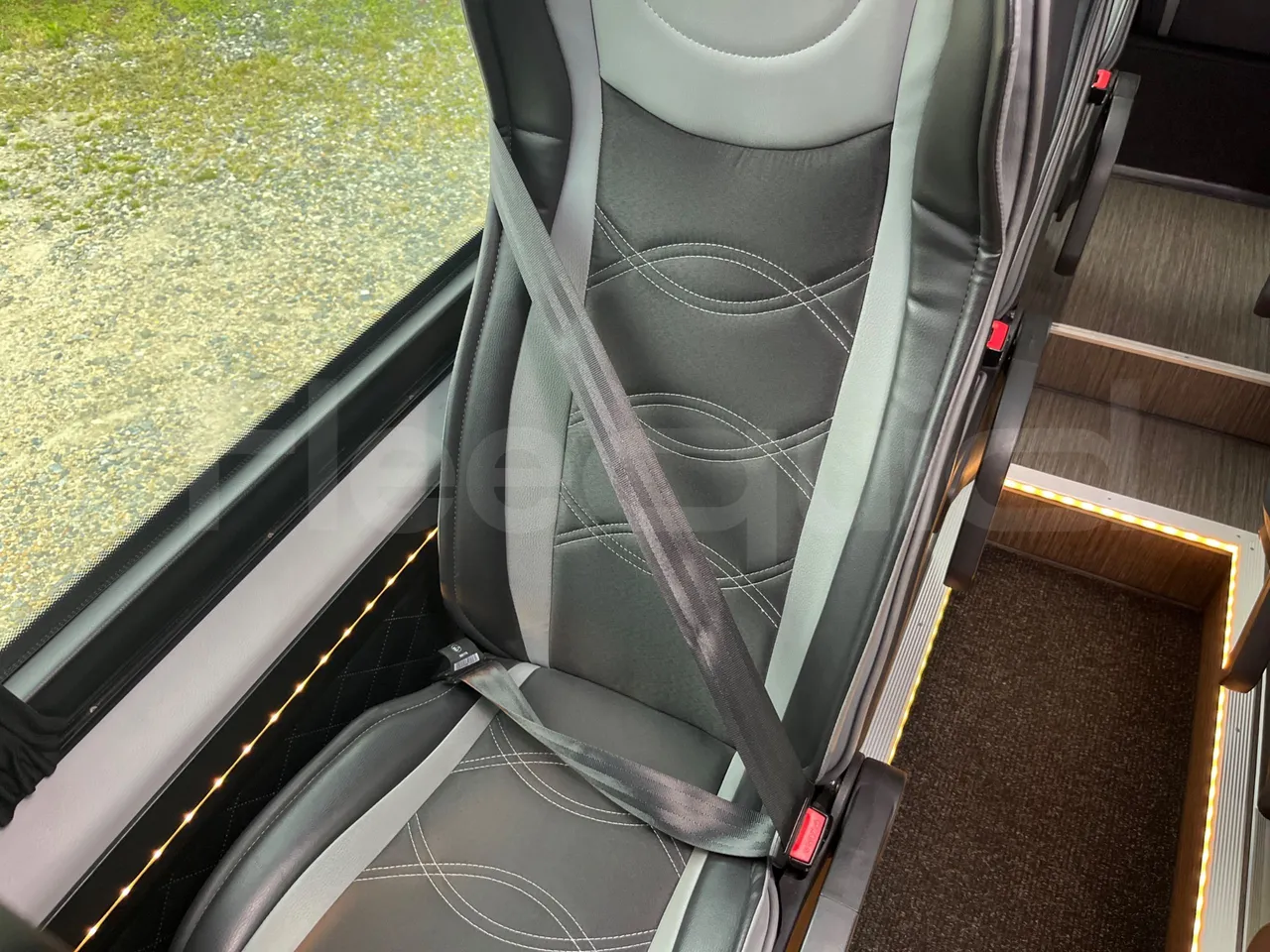 Mercedes-Benz Sprinter 906BB55 - Euro6 - 140kW - 7.367mt - central seat safety belt