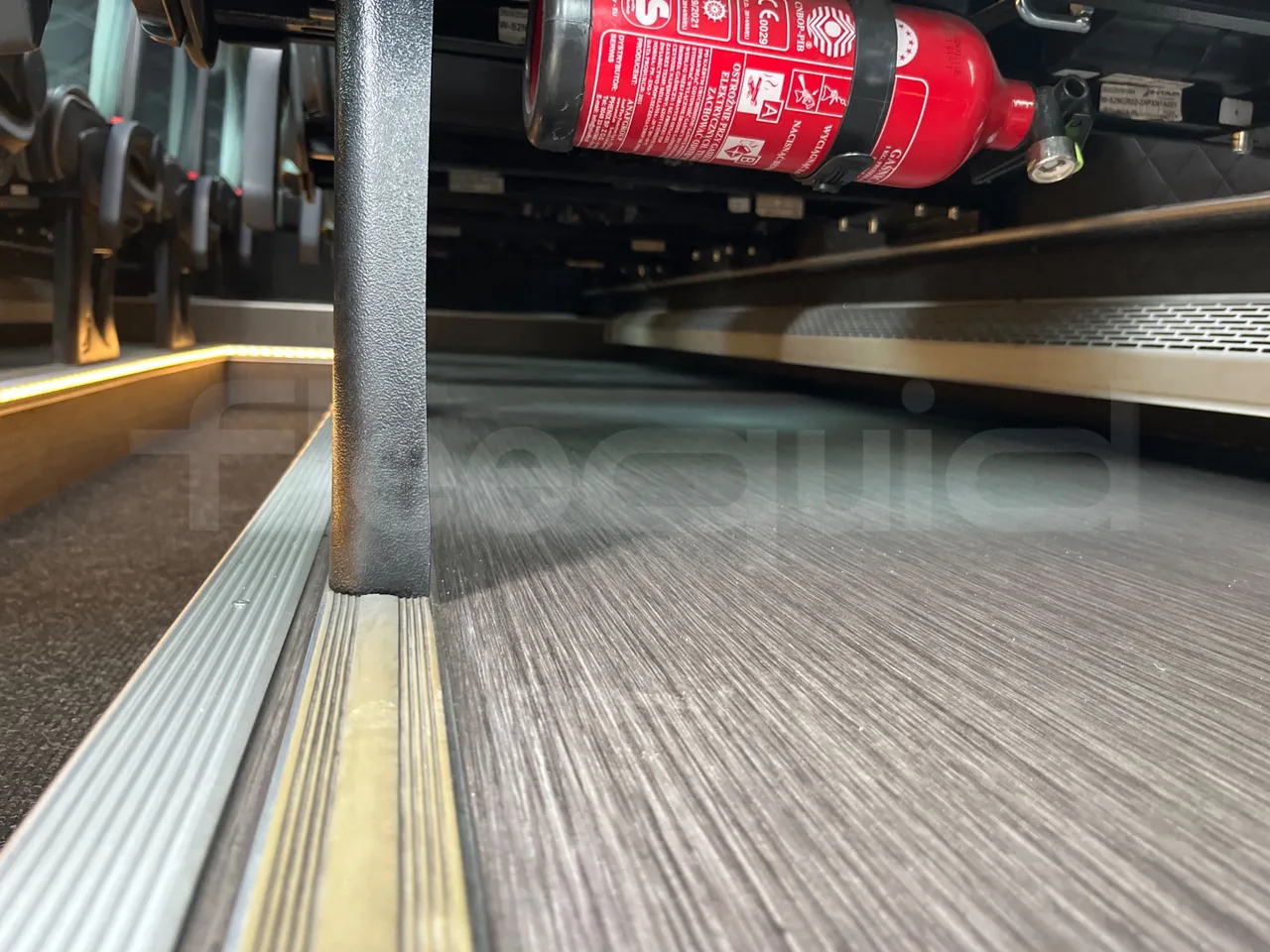 Mercedes-Benz Sprinter 906BB55 - Euro6 - 140kW - 7.367mt - folding seat photo