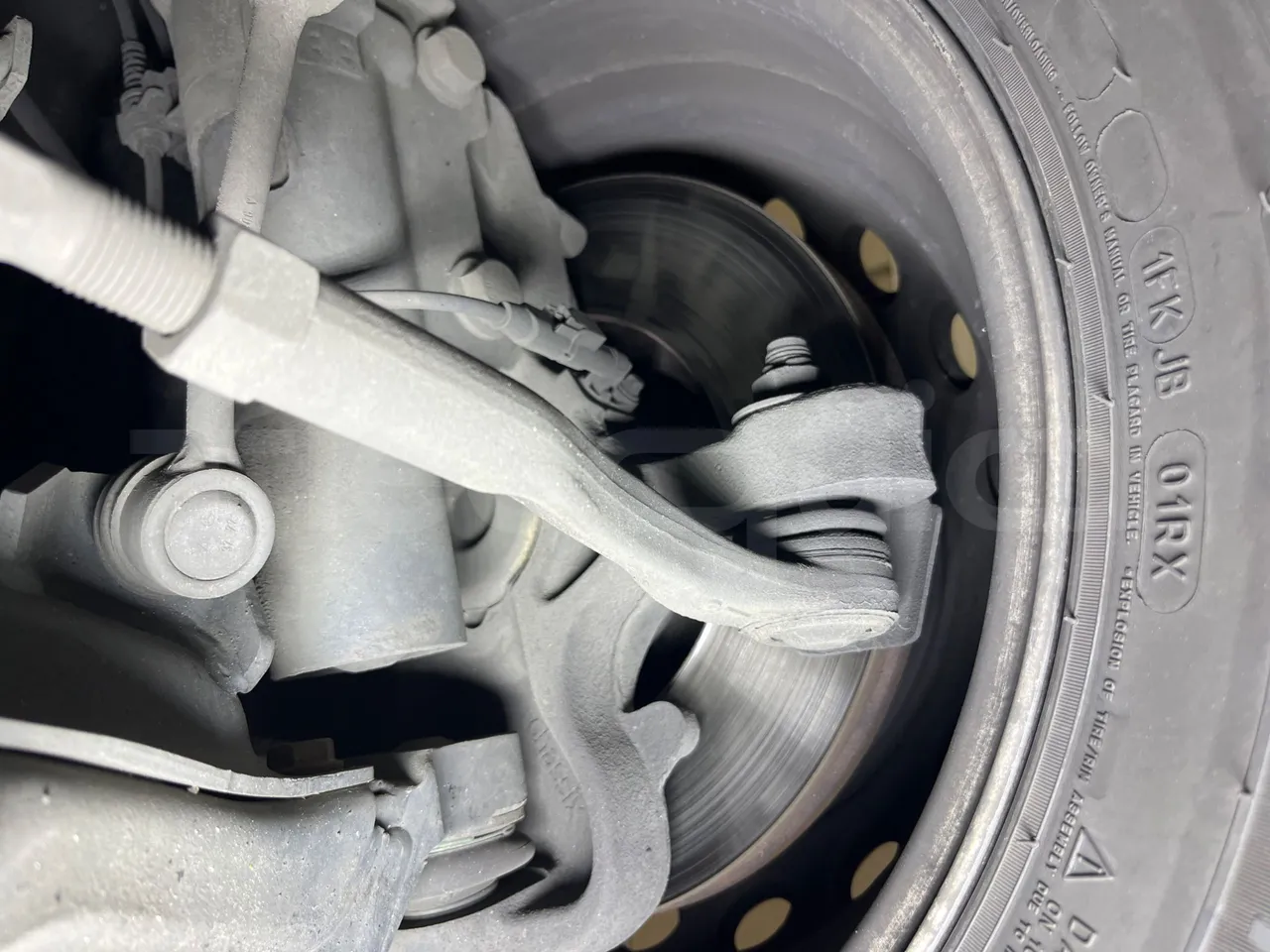 Mercedes-Benz Sprinter 906BB55 - Euro6 - 140kW - 7.367mt - front discs left