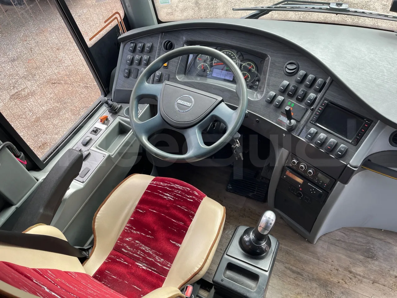 Isuzu Visigo 56L1DDA61 -EUR6 -182kW - 9.560m - buttons panels on