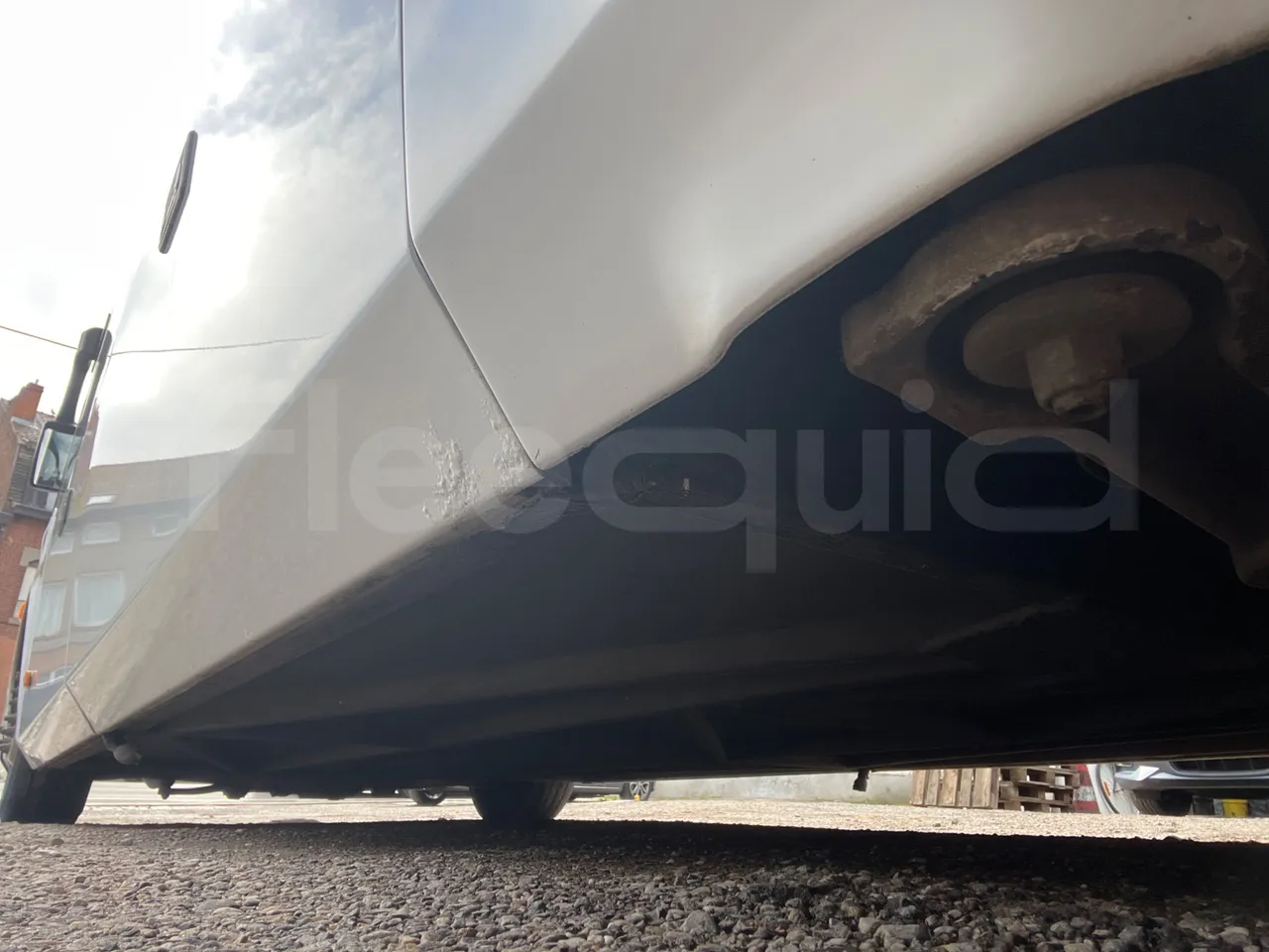Isuzu Visigo 56L1DDA61 -EUR6 -182kW - 9.560m - axle 2 discs right